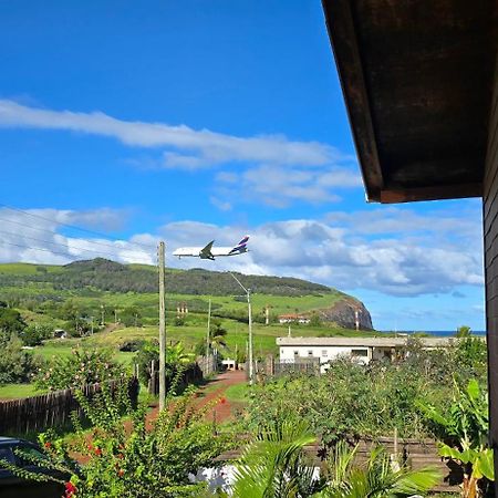 Apartamentos Tupuna Lodge Hanga Roa Exterior photo
